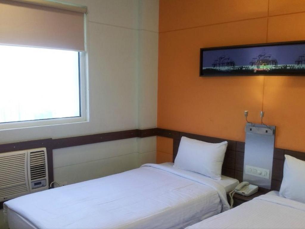 Faridabad Hotell Eksteriør bilde